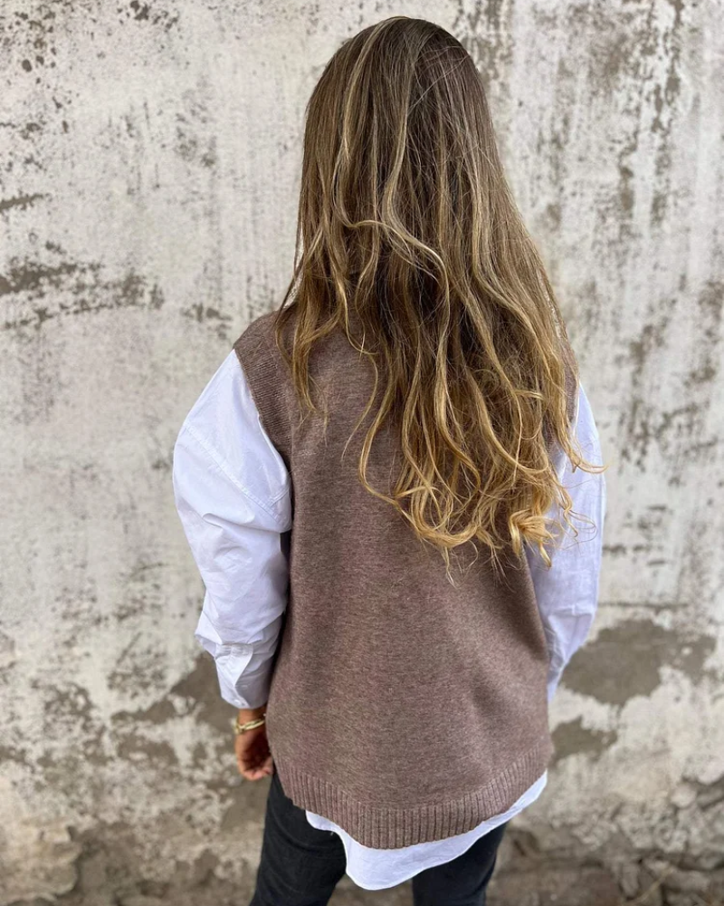 ALIRA KNIT CARDIGAN